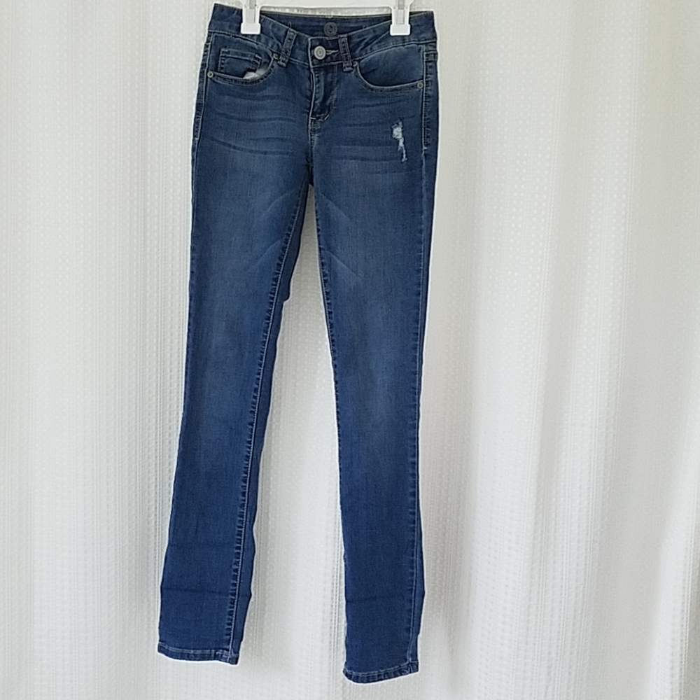 Mid rise skinny jeans